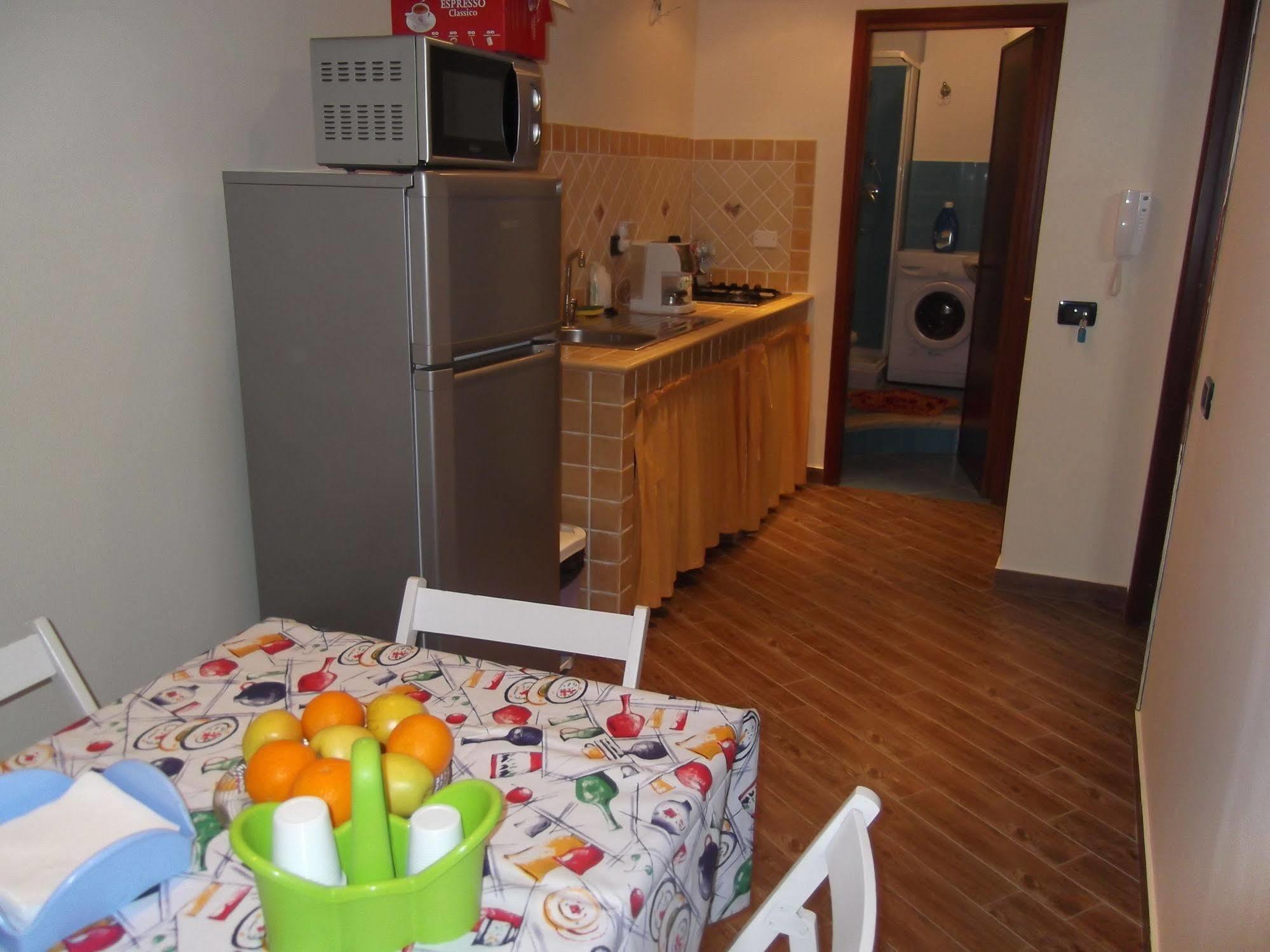 Zu Pippinu Apartment Кастеламаре дел Голфо Екстериор снимка